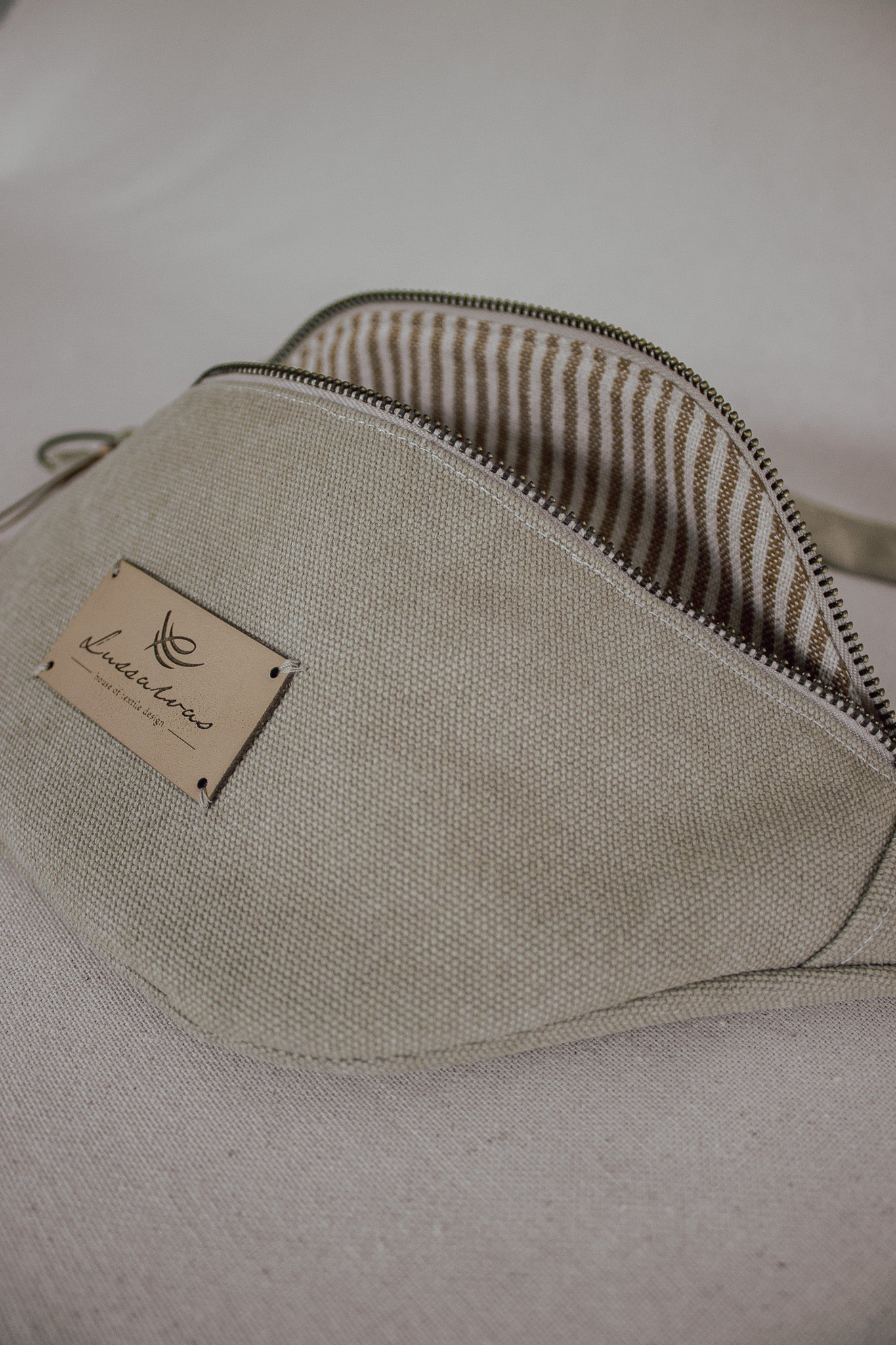 SARAH PIETRA | CROSSBODY STONE-WASHED BAUMWOLLE