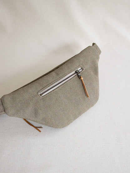 SARAH PIETRA | CROSSBODY STONE-WASHED BAUMWOLLE OLIVE